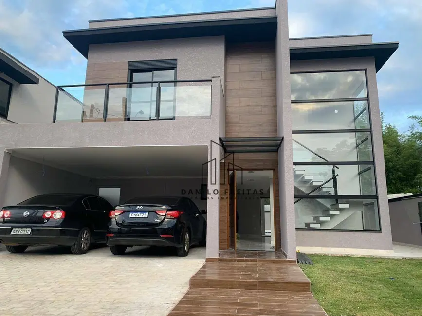 Casa de Condomínio com 3 quartos à venda, 332m2 em Atibaia - SP - imagem 1 Foto 1 de Casa de Condomínio com 3 quartos à venda, 332m2 em Atibaia - SP