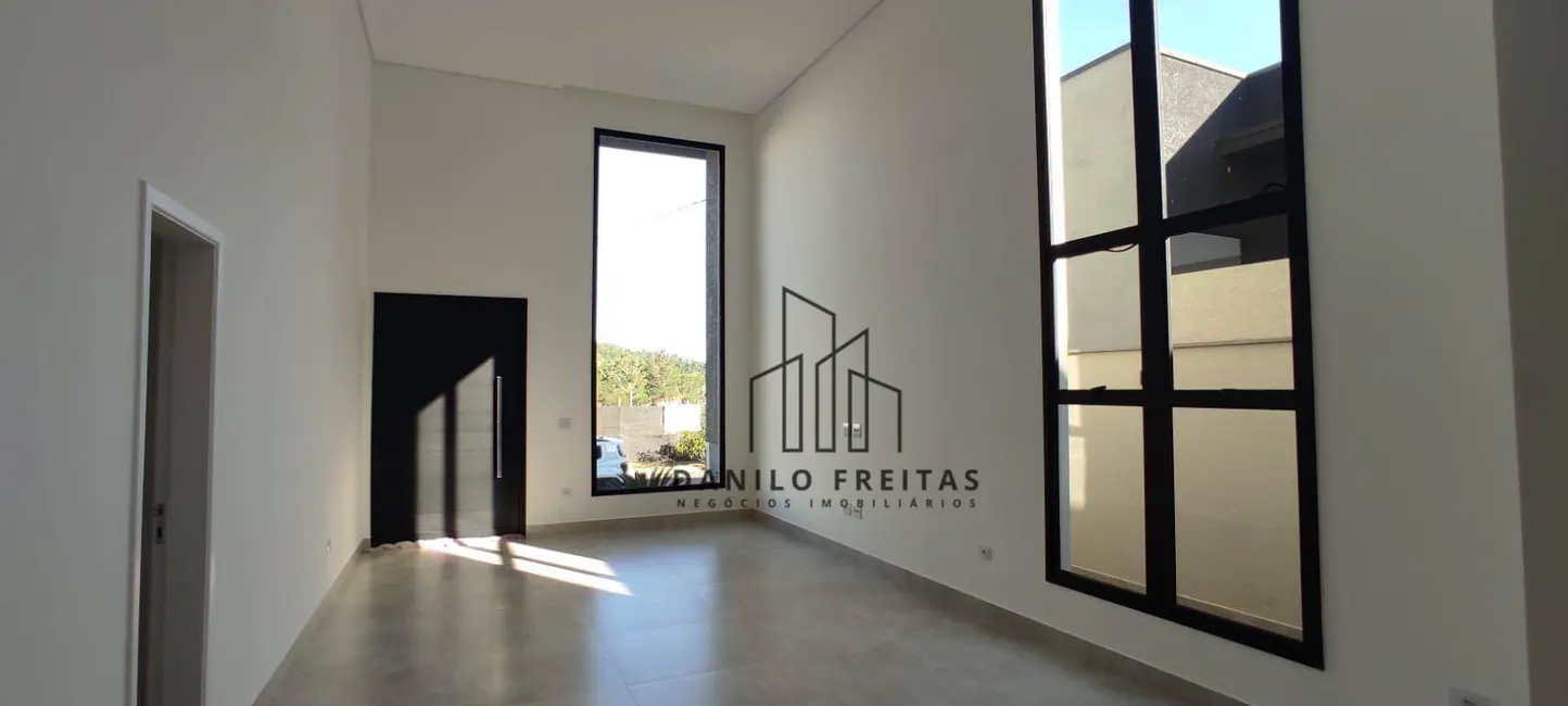 Foto 4 de Casa de Condomínio com 3 quartos à venda, 360m2 em Atibaia - SP