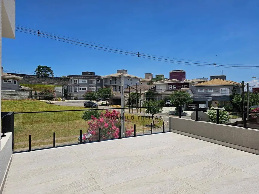 Casa de Condomínio com 3 quartos à venda, 322m2 em Atibaia - SP - imagem 8 Foto 8 de Casa de Condomínio com 3 quartos à venda, 322m2 em Atibaia - SP