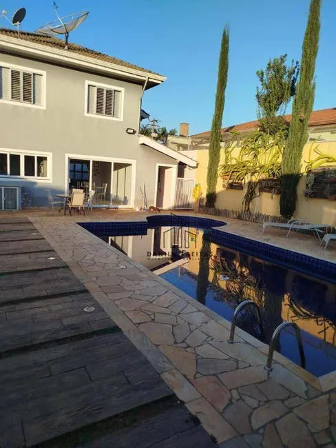 Casa com 4 quartos à venda, 540m2 em Jardim Itaperi, Atibaia - SP - imagem 7 Foto 7 de Casa com 4 quartos à venda, 540m2 em Jardim Itaperi, Atibaia - SP