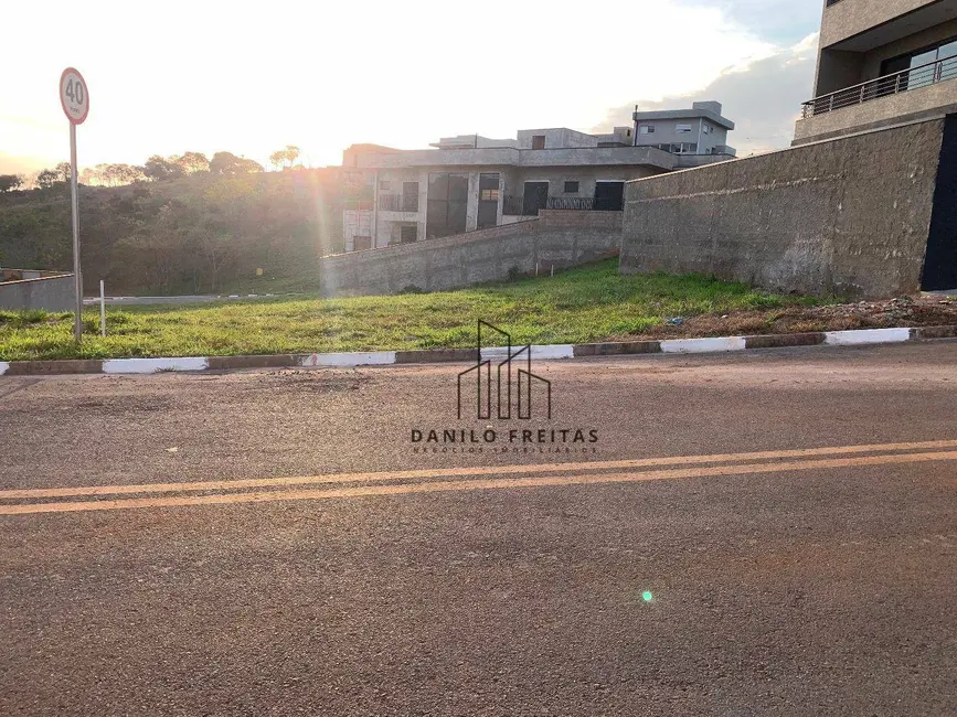 Foto 3 de Terreno / Lote à venda, 360m2 em Atibaia - SP