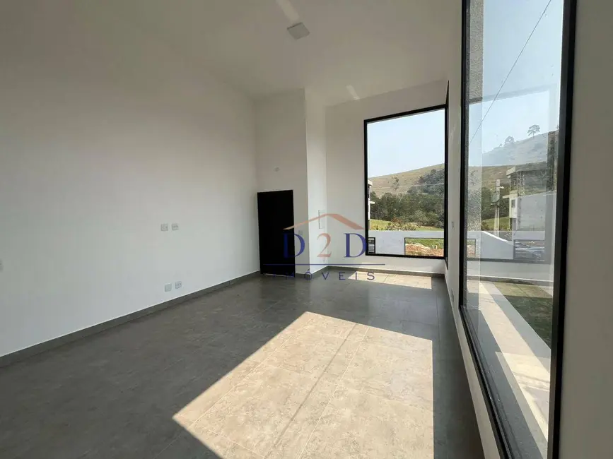 Foto 4 de Casa com 3 quartos à venda, 384m2 em Atibaia - SP
