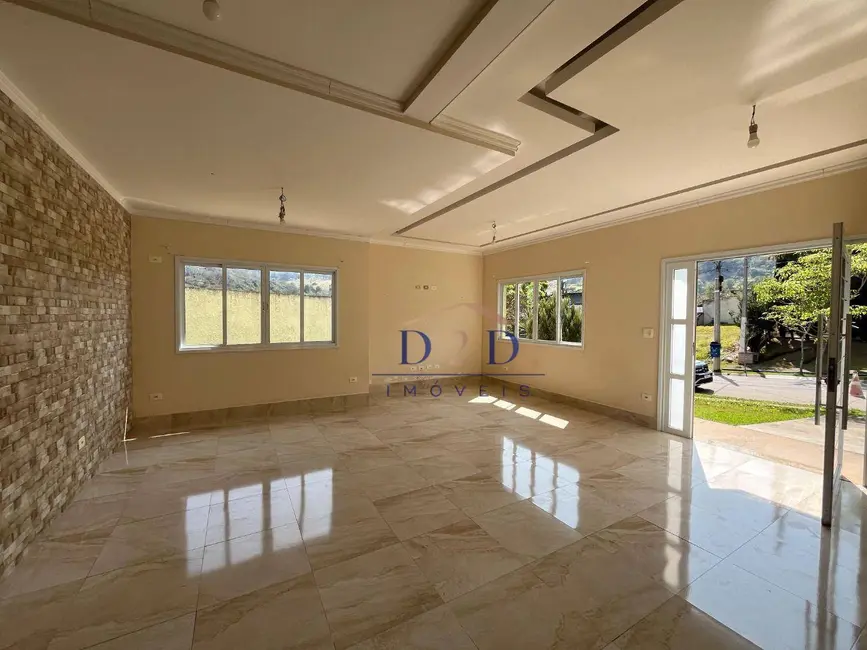 Casa de Condomínio com 3 quartos à venda, 320m2 em Atibaia - SP - imagem 1 Foto 1 de Casa de Condomínio com 3 quartos à venda, 320m2 em Atibaia - SP