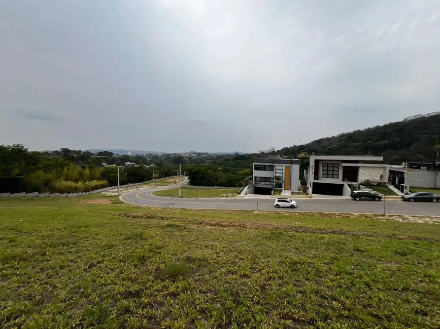 Foto 2 de Terreno / Lote à venda, 506m2 em Atibaia - SP