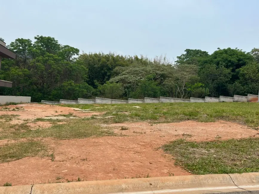 Foto 1 de Terreno / Lote à venda, 502m2 em Atibaia - SP