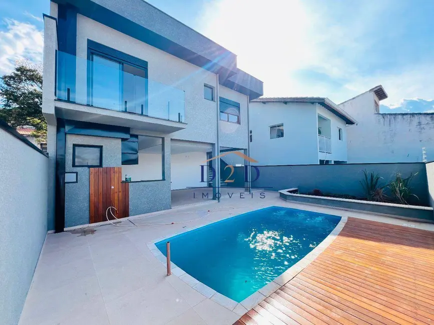 Casa com 3 quartos à venda, 300m2 em Jardim Paulista, Atibaia - SP - imagem 3 Foto 3 de Casa com 3 quartos à venda, 300m2 em Jardim Paulista, Atibaia - SP