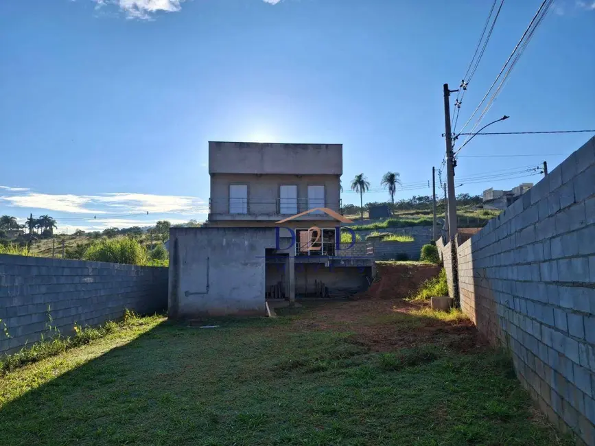 Foto 1 de Casa com 3 quartos à venda, 655m2 em Atibaia - SP