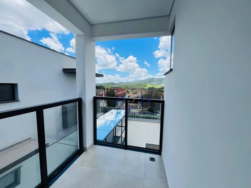 Foto 6 de Casa com 3 quartos à venda, 200m2 em Jardim do Lago, Atibaia - SP