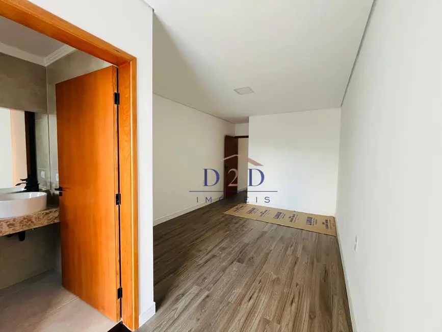 Foto 9 de Casa com 3 quartos à venda, 200m2 em Jardim do Lago, Atibaia - SP
