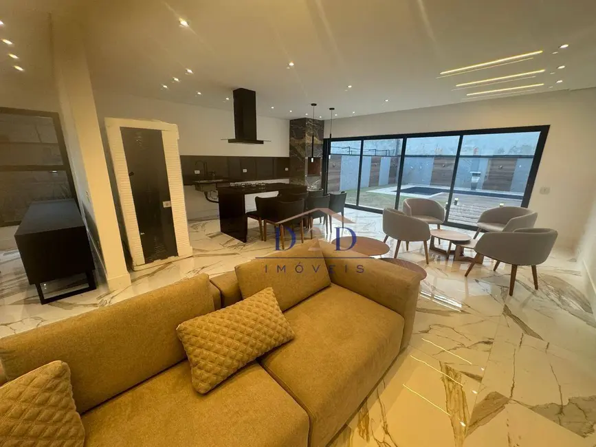 Foto 4 de Casa de Condomínio com 3 quartos à venda, 360m2 em Rio Abaixo, Atibaia - SP