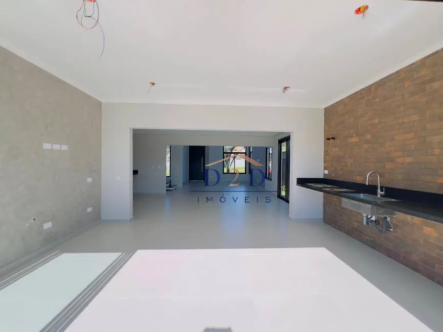 Foto 3 de Casa de Condomínio com 3 quartos à venda, 300m2 em Atibaia - SP