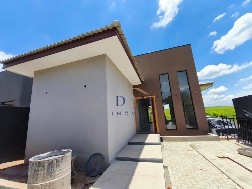 Foto 1 de Casa com 3 quartos à venda, 384m2 em Atibaia - SP