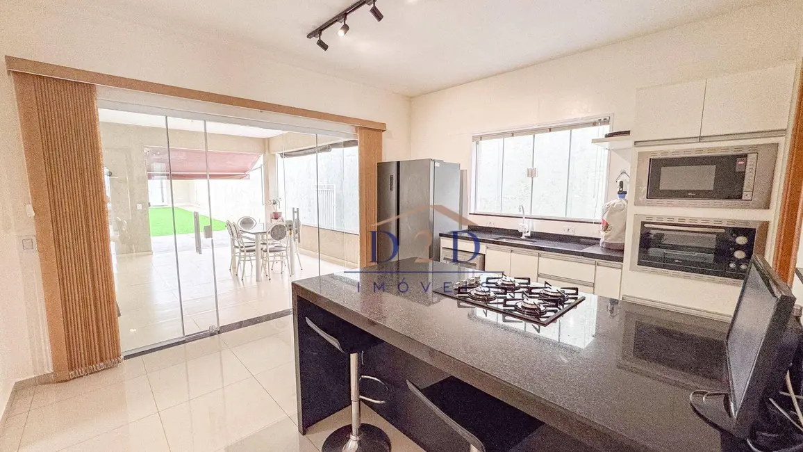 Foto 7 de Casa com 5 quartos à venda, 700m2 em Jardim dos Pinheiros, Atibaia - SP