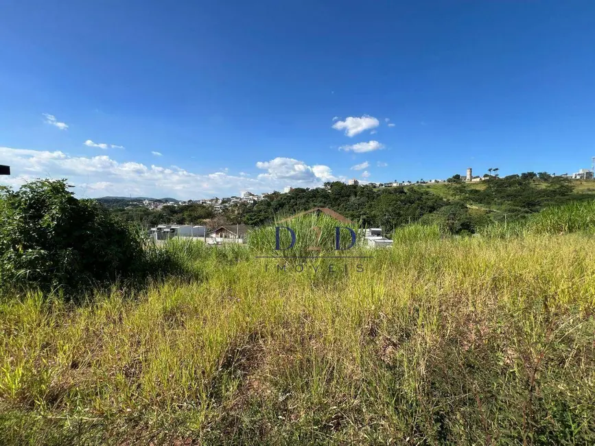 Foto 2 de Terreno / Lote à venda, 179m2 em Atibaia - SP