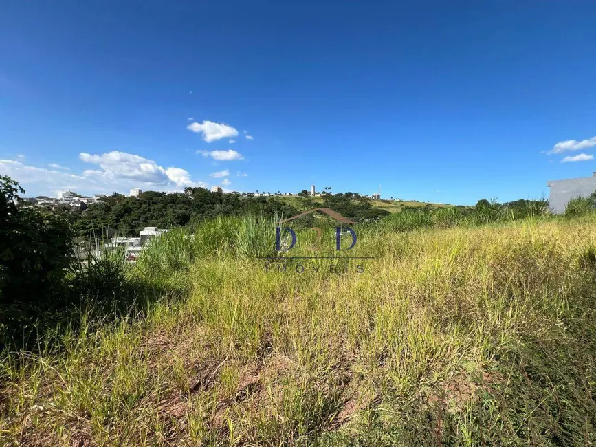 Foto 3 de Terreno / Lote à venda, 179m2 em Atibaia - SP