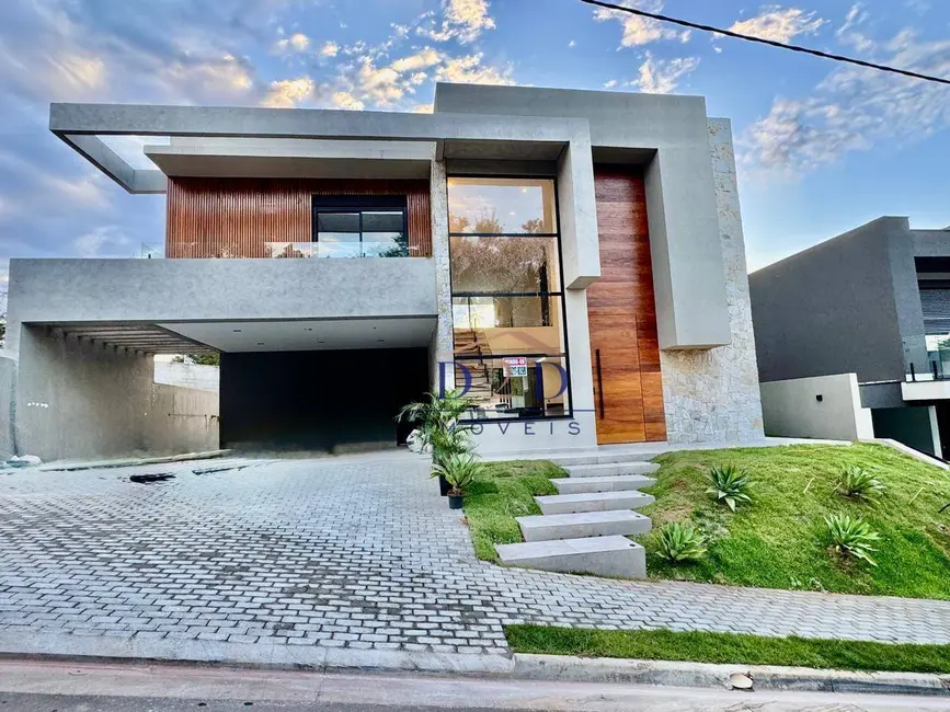 Casa de Condomínio com 4 quartos à venda, 393m2 em Atibaia - SP - imagem 2 Foto 2 de Casa de Condomínio com 4 quartos à venda, 393m2 em Atibaia - SP