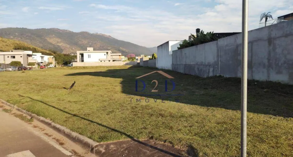 Foto 2 de Terreno / Lote à venda, 978m2 em Atibaia - SP