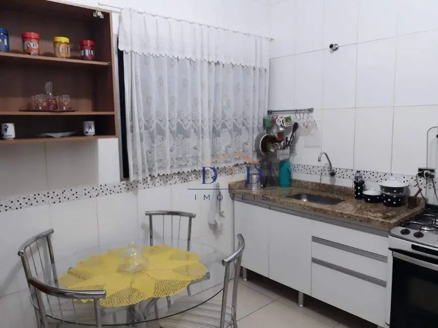 Casa com 3 quartos à venda, 175m2 em Atibaia - SP - imagem 7 Foto 7 de Casa com 3 quartos à venda, 175m2 em Atibaia - SP