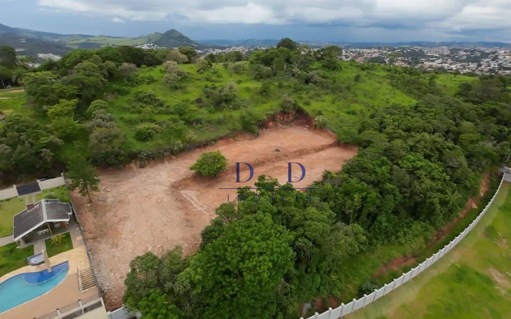 Terreno / Lote à venda, 5279m2 em Atibaia - SP - imagem 1 Foto 1 de Terreno / Lote à venda, 5279m2 em Atibaia - SP