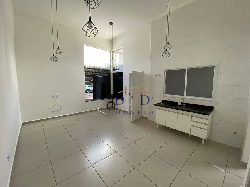 Foto 2 de Casa com 3 quartos à venda, 180m2 em Jardim dos Pinheiros, Atibaia - SP