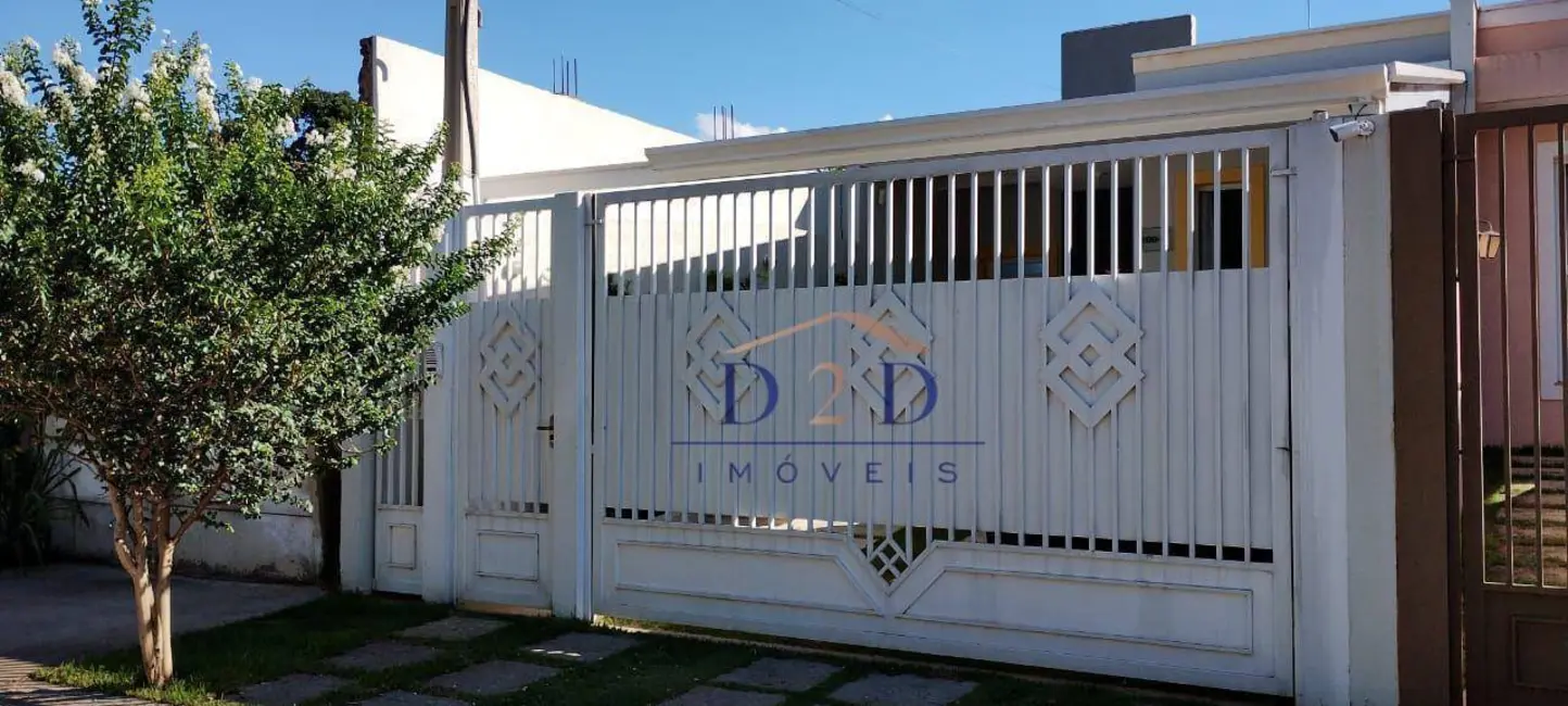 Foto 1 de Casa com 3 quartos à venda, 240m2 em Jardim dos Pinheiros, Atibaia - SP