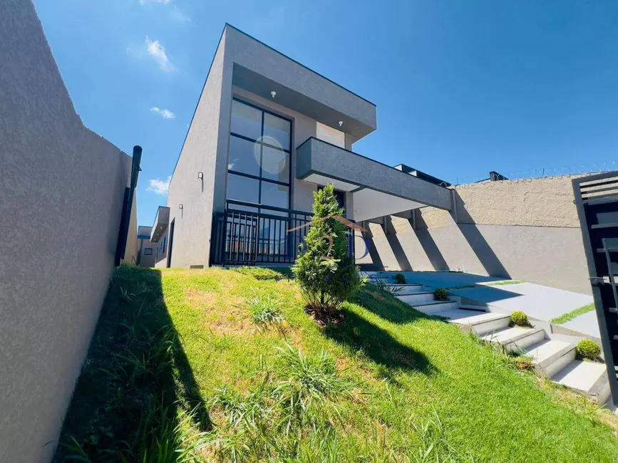 Foto 1 de Casa com 3 quartos à venda, 384m2 em Atibaia - SP