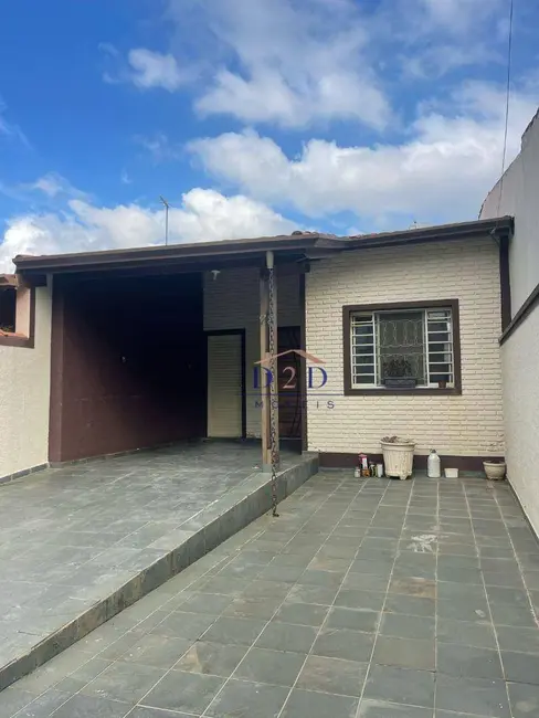 Casa com 3 quartos à venda, 300m2 em Atibaia Jardim, Atibaia - SP - imagem 1 Foto 1 de Casa com 3 quartos à venda, 300m2 em Atibaia Jardim, Atibaia - SP