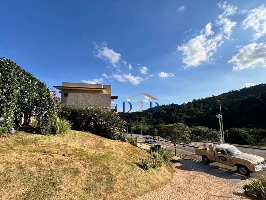 Foto 3 de Casa de Condomínio com 3 quartos à venda, 920m2 em Atibaia - SP