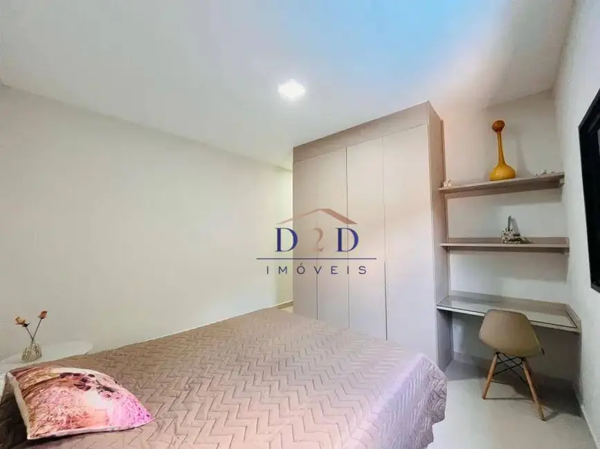 Foto 3 de Casa de Condomínio com 3 quartos à venda, 360m2 em Atibaia - SP