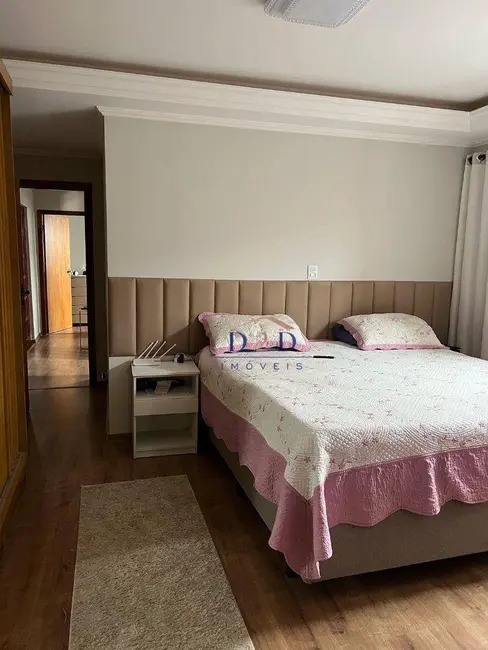 Foto 6 de Casa com 3 quartos à venda, 360m2 em Retiro das Fontes, Atibaia - SP