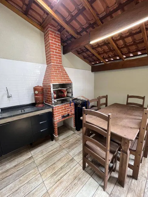 Foto 8 de Casa com 3 quartos à venda, 150m2 em Jardim Alvinópolis, Atibaia - SP