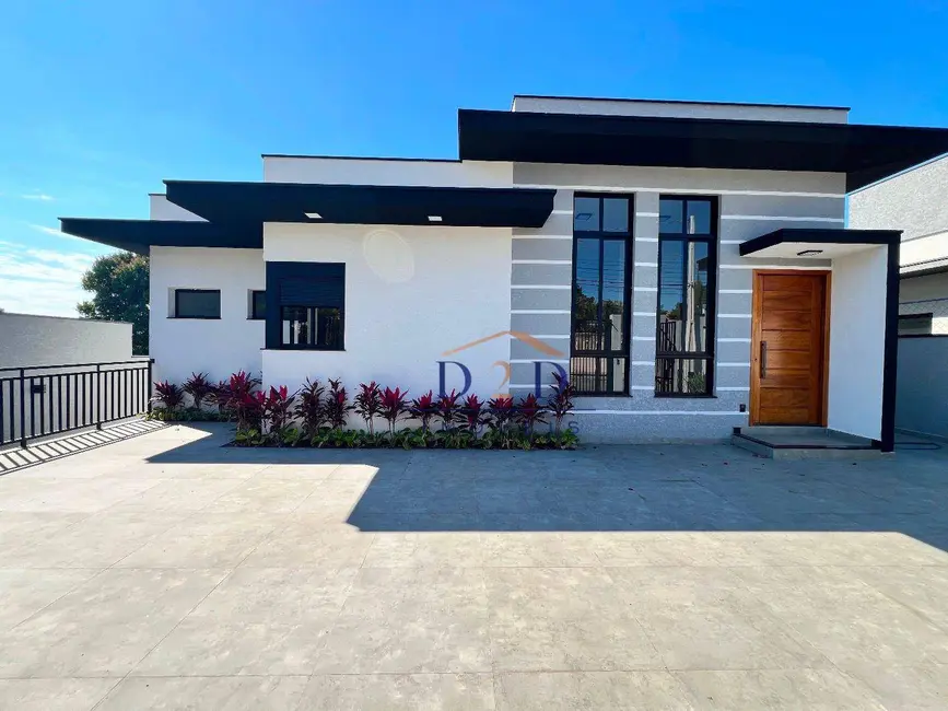 Foto 1 de Casa com 4 quartos à venda, 640m2 em Atibaia - SP