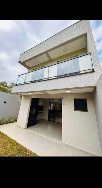 Sobrado com 3 quartos à venda, 175m2 em Loteamento Vale das Flores, Atibaia - SP - imagem 6 Foto 6 de Sobrado com 3 quartos à venda, 175m2 em Loteamento Vale das Flores, Atibaia - SP