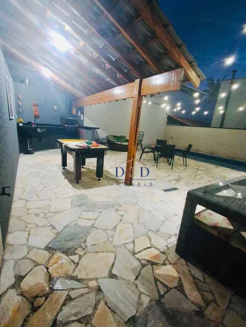 Foto 5 de Casa com 3 quartos à venda, 300m2 em Recreio Maristela, Atibaia - SP