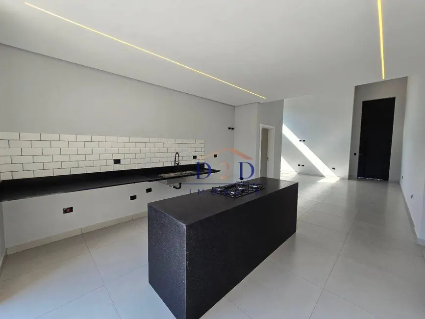 Foto 2 de Casa de Condomínio com 3 quartos à venda, 300m2 em Laranja Azeda, Atibaia - SP