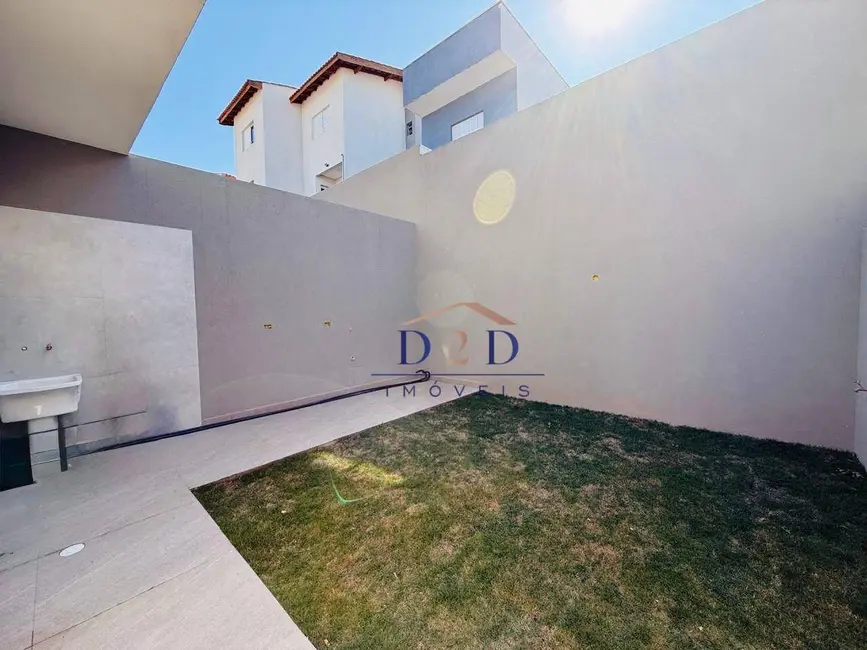 Foto 3 de Casa com 2 quartos à venda, 104m2 em Jardim São Felipe, Atibaia - SP