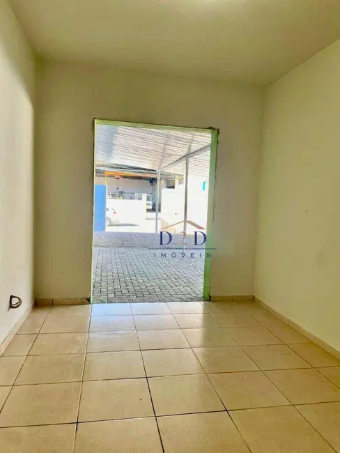 Foto 3 de Casa com 2 quartos à venda, 190m2 em Recreio Estoril, Atibaia - SP