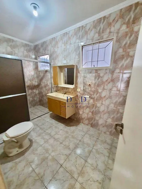 Foto 8 de Casa com 2 quartos à venda, 150m2 em Atibaia - SP