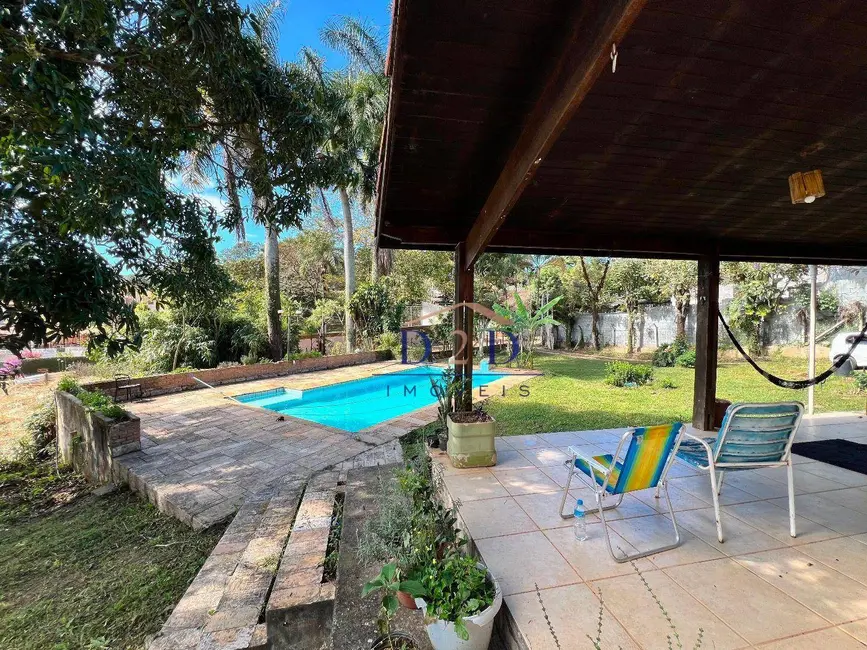 Foto 2 de Chácara com 5 quartos à venda, 2000m2 em Jardim Estância Brasil, Atibaia - SP