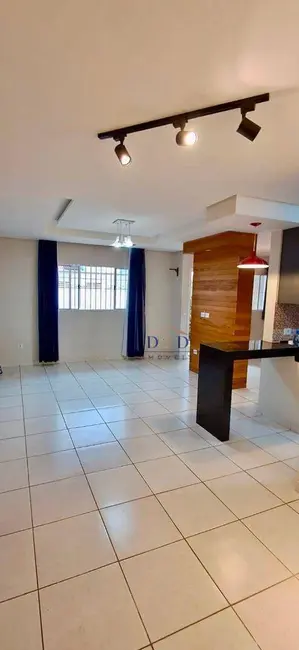 Casa com 3 quartos à venda, 175m2 em Atibaia - SP - imagem 4 Foto 4 de Casa com 3 quartos à venda, 175m2 em Atibaia - SP