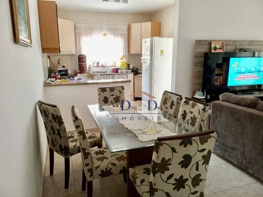 Foto 3 de Casa com 3 quartos à venda, 300m2 em Nova Cerejeira, Atibaia - SP