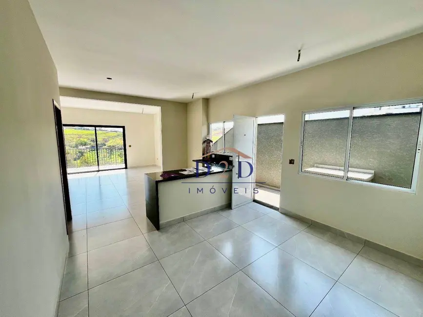 Foto 3 de Casa com 3 quartos à venda, 188m2 em Atibaia - SP