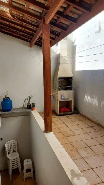 Casa com 4 quartos à venda, 130m2 em Jardim Paulista, Atibaia - SP - imagem 8 Foto 8 de Casa com 4 quartos à venda, 130m2 em Jardim Paulista, Atibaia - SP