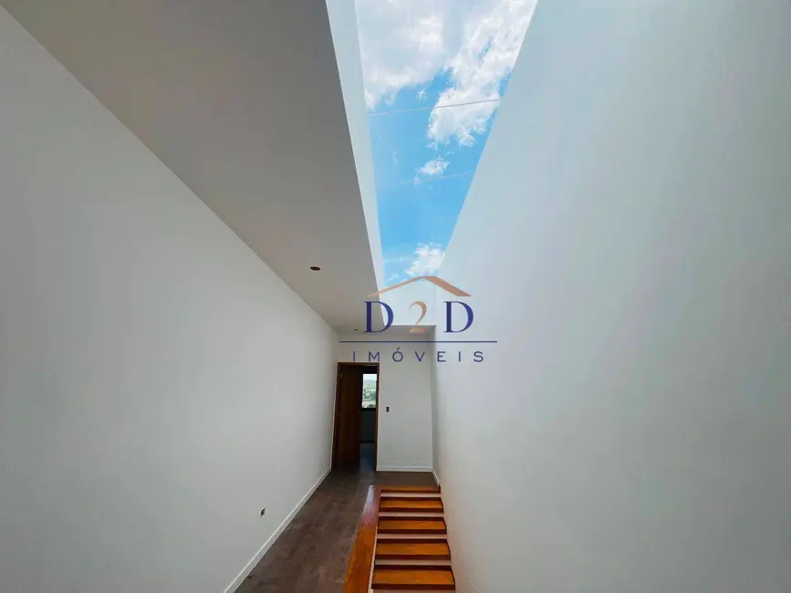 Foto 3 de Casa com 3 quartos à venda, 200m2 em Atibaia - SP