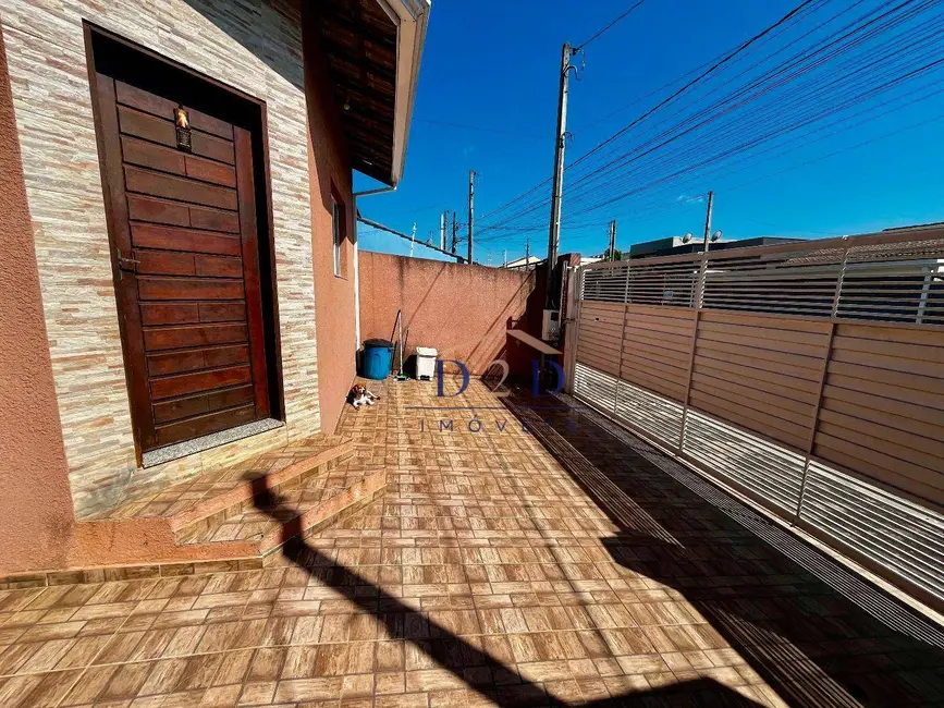 Foto 2 de Casa com 3 quartos à venda, 175m2 em Atibaia - SP