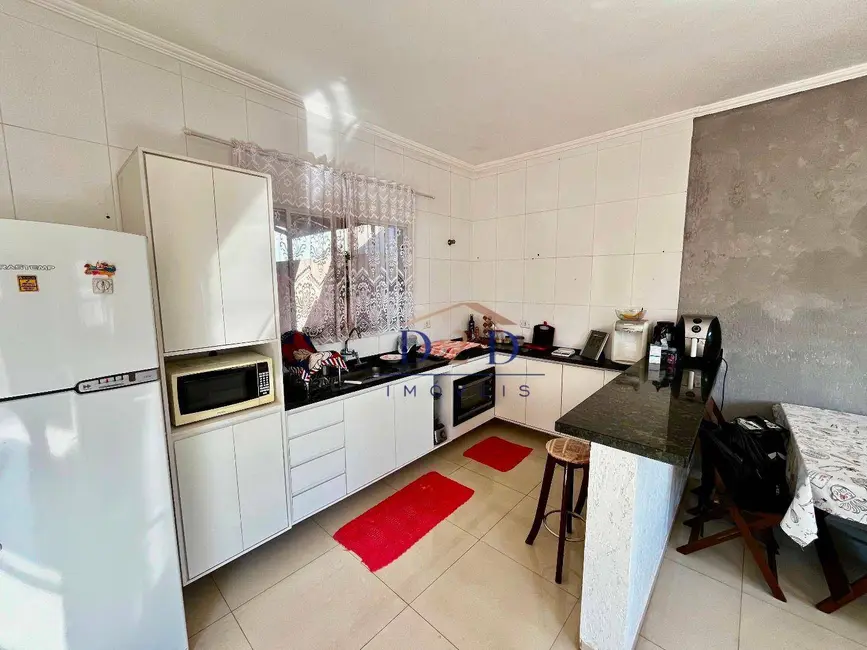 Foto 6 de Casa com 3 quartos à venda, 175m2 em Atibaia - SP