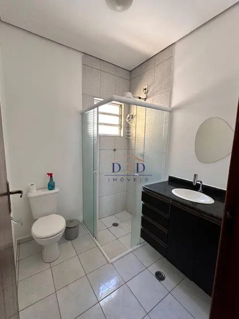 Casa com 3 quartos à venda, 253m2 em Jardim Santo Antônio, Atibaia - SP - imagem 7 Foto 7 de Casa com 3 quartos à venda, 253m2 em Jardim Santo Antônio, Atibaia - SP