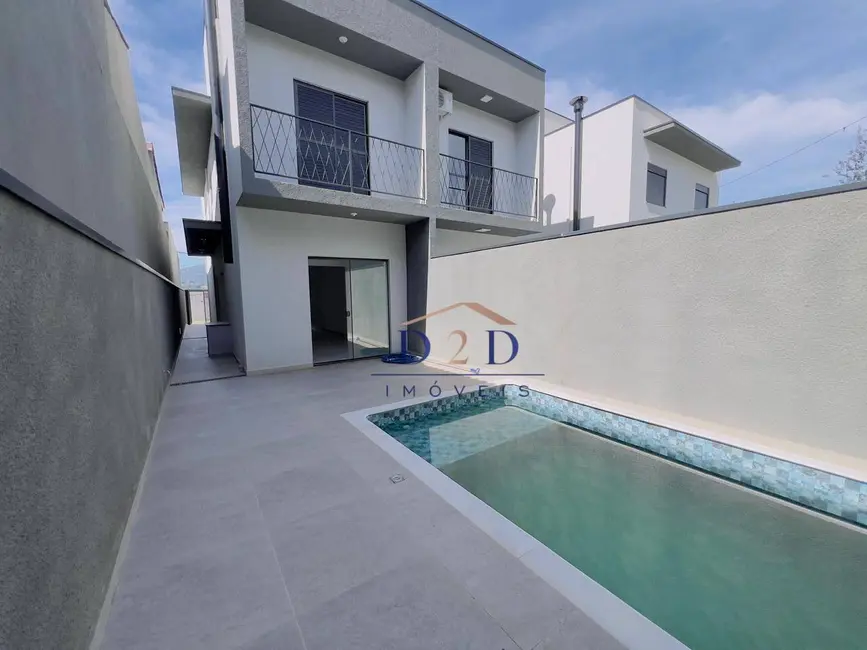 Foto 1 de Casa com 3 quartos à venda, 150m2 em Jardim do Lago, Atibaia - SP