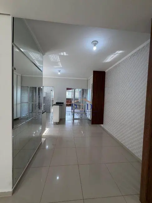 Foto 3 de Casa com 3 quartos à venda, 150m2 em Jardim Maristela, Atibaia - SP