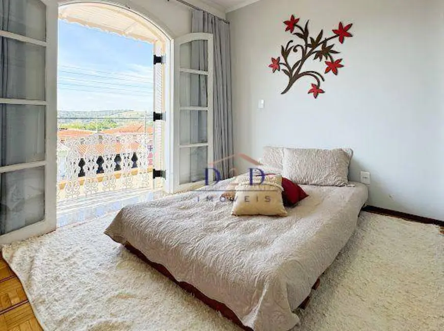 Foto 8 de Casa com 4 quartos à venda, 400m2 em Vila Rica, Atibaia - SP